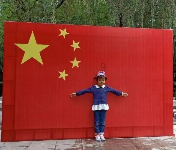 灯火辉煌，年货盛宴，贵阳观山湖灯会庙市等你来！（附摆渡线路）